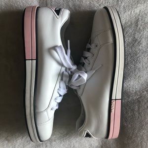 Best 25+ Deals for Pink Prada Sneakers 